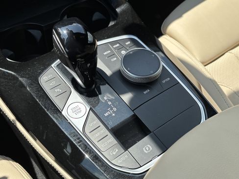 Used 2025 BMW X4 M40i image 26