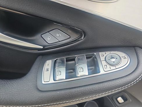 Used 2021 Mercedes-Benz C 300 4MATIC Sedan image 13