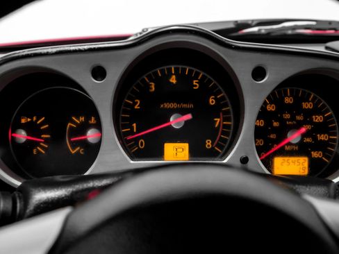 Used 2006 Nissan 350Z Enthusiast image 18