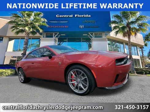 Used 2025 Dodge Charger R/T Scat Pack w/ Track Pack image 1