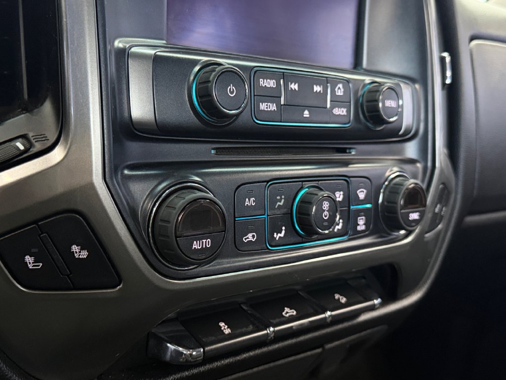 Used 2018 Chevrolet Silverado 1500 LT w/ All Star Edition AWD/4WD image 20