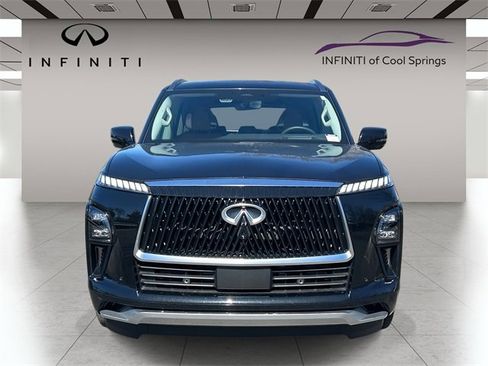 Certified 2025 INFINITI QX80 Sensory image 2