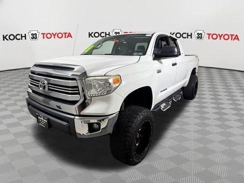Used 2016 Toyota Tundra SR5 w/ TRD Off Road Package AWD/4WD image 3