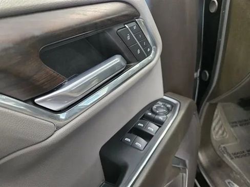 Used 2024 GMC Sierra 1500 SLT AWD/4WD image 23