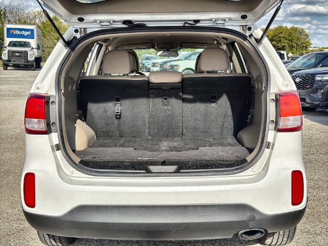 Used 2014 Kia Sorento LX FWD image 21