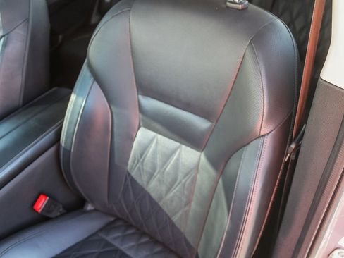 Used 2023 Nissan Rogue Platinum w/ Platinum Premium Package image 30