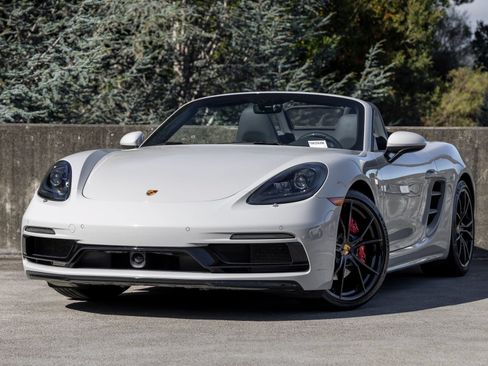 Certified 2025 Porsche 718 Boxster S RWD image 1