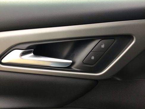 New 2026 Chevrolet Traverse LT w/ Driver Confidence Package image 31