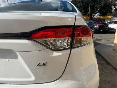 Used 2023 Toyota Corolla LE image 17