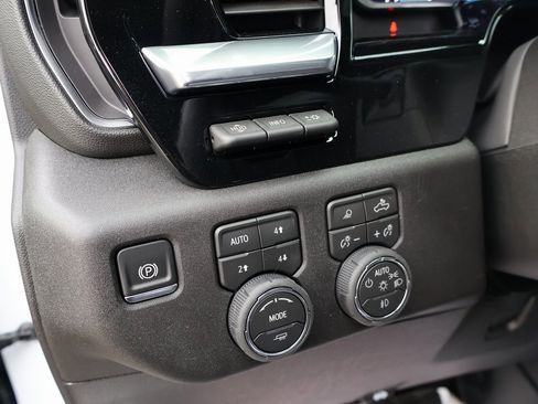 New 2026 Chevrolet Silverado 3500 LTZ image 13