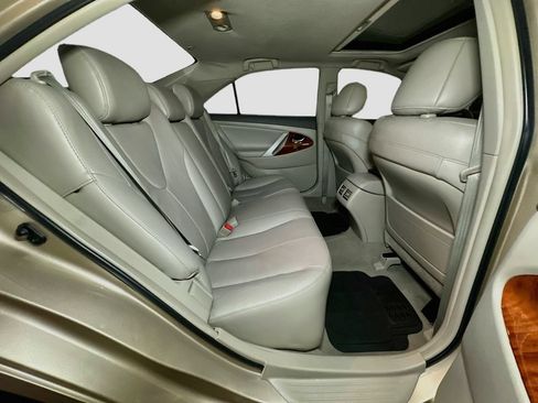 Used 2011 Toyota Camry XLE w/ XLE Extra-Value Pkg #2 FWD image 35
