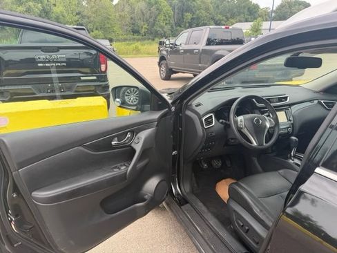 Used 2016 Nissan Rogue SL AWD/4WD image 7