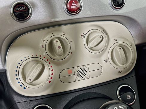 Used 2012 FIAT 500 Pop w/ Bose Premium Audio Pkg FWD image 24