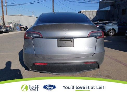 Used 2025 Tesla Model Y Long Range image 4