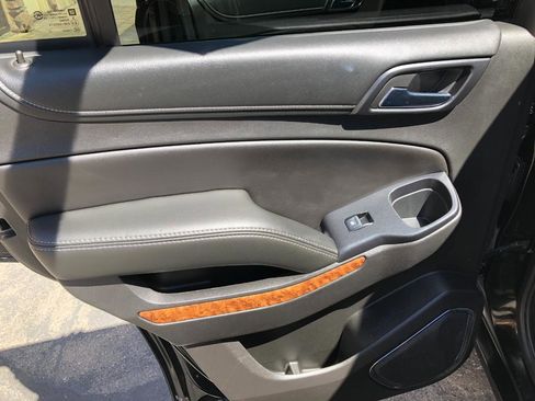 Used 2017 Chevrolet Tahoe Premier AWD/4WD image 34