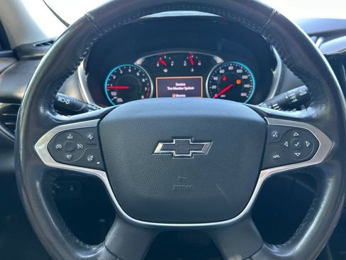 Used 2020 Chevrolet Traverse RS FWD image 27
