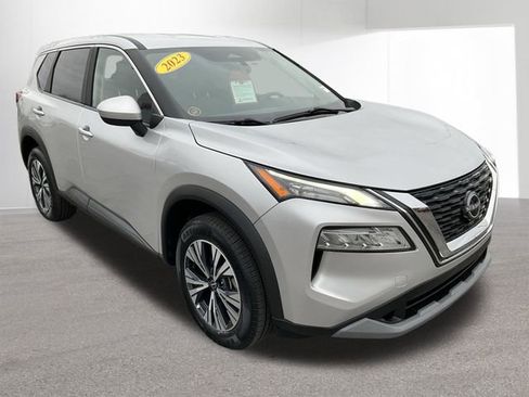 Certified 2023 Nissan Rogue SV image 3