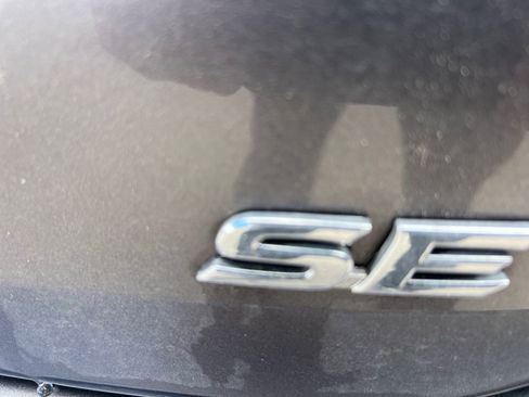 Used 2021 Toyota Camry SE FWD image 26
