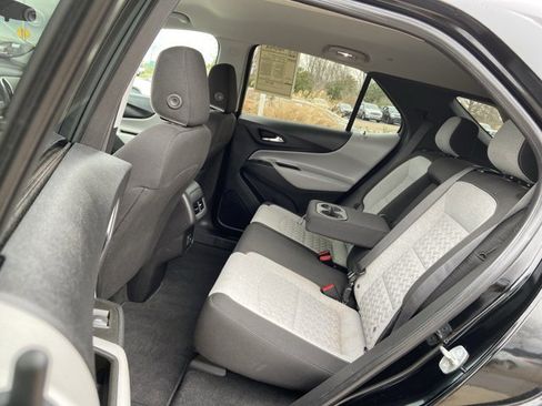 Used 2023 Chevrolet Equinox LS w/ LS Convenience Package image 15