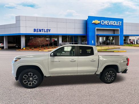 Used 2024 Chevrolet Colorado Z71 w/ Advanced Trailering Package image 7