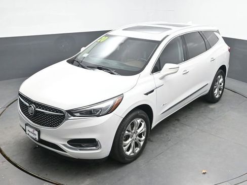 Used 2020 Buick Enclave Avenir w/ Avenir Technology Package image 28