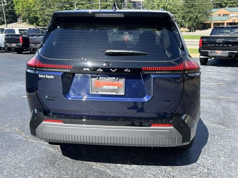 New 2026 Toyota RAV4 SE w/ Convenience Package AWD/4WD image 4