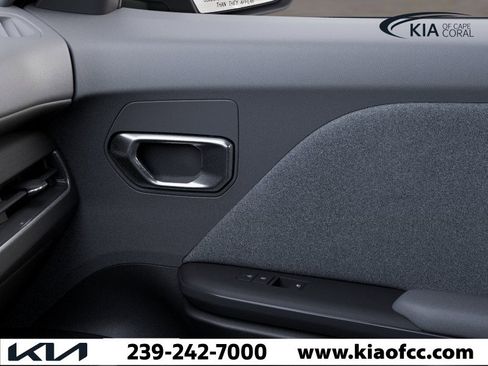 New 2026 Kia K4 LXS FWD image 25