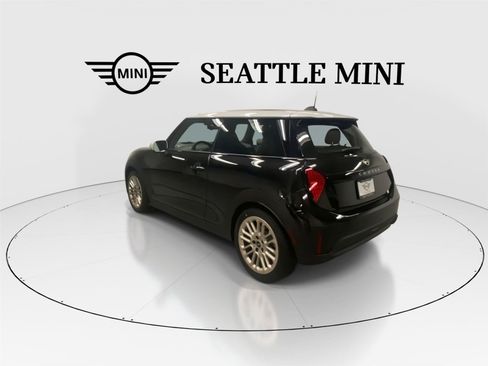 New 2026 MINI Cooper 2-Door Hardtop FWD image 8