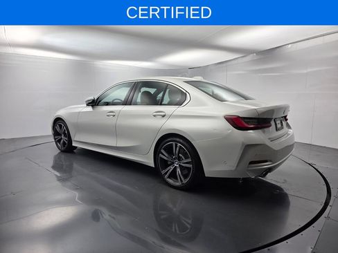 Used 2024 BMW 330i Sedan w/ Premium Package RWD image 6