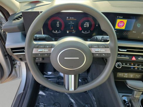 Used 2025 Hyundai Sonata SE image 16