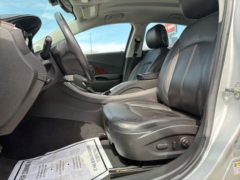 Used 2011 Buick LaCrosse CXL image 11