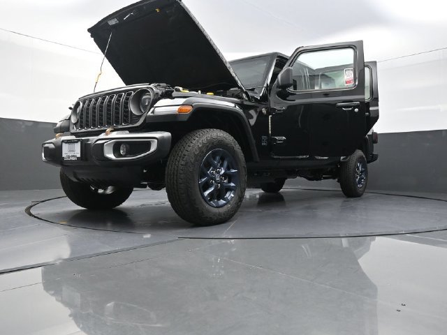 New 2026 Jeep Gladiator Sport AWD/4WD image 30