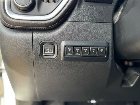 Used 2020 Chevrolet Silverado 2500 LTZ w/ LTZ Premium Package image 10