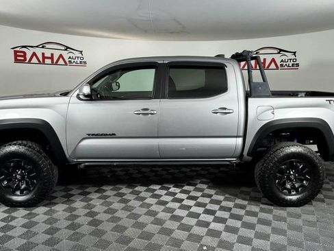 Used 2021 Toyota Tacoma TRD Off-Road AWD/4WD image 4