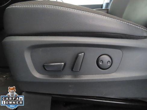 Used 2025 Nissan Pathfinder SL image 13