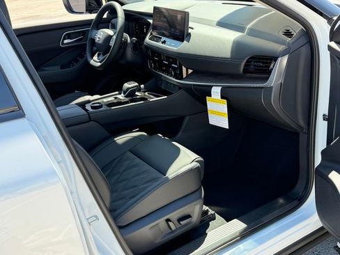 New 2026 Nissan Rogue Platinum AWD/4WD image 28