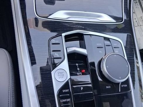 New 2026 BMW X5 sDrive40i w/ M Sport Package RWD image 12