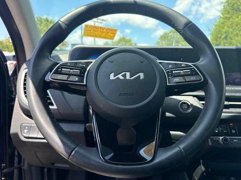 Used 2024 Kia Seltos EX AWD/4WD image 7