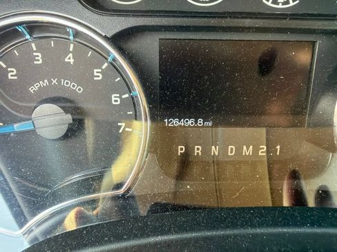 Used 2014 Ford F150 XLT w/ XLT Chrome Package RWD image 15