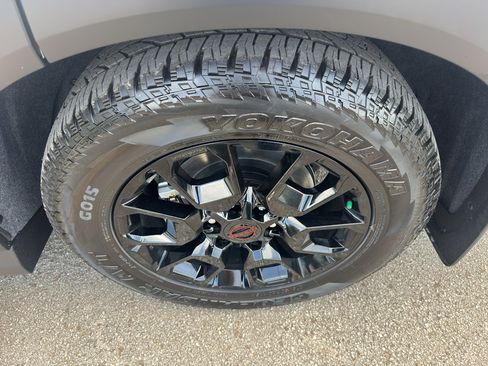 New 2026 Nissan Armada PRO-4X AWD/4WD image 25