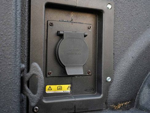 Used 2022 Ford F150 Raptor w/ Convenience Package image 82