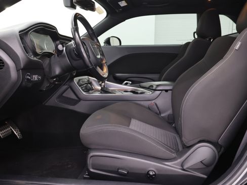 Used 2021 Dodge Challenger R/T Scat Pack image 7