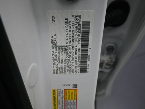 Certified 2024 Honda Civic Sport Touring image 18