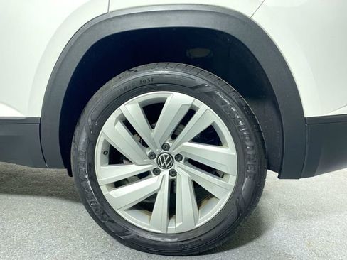 Used 2022 Volkswagen Atlas Cross Sport SE image 5