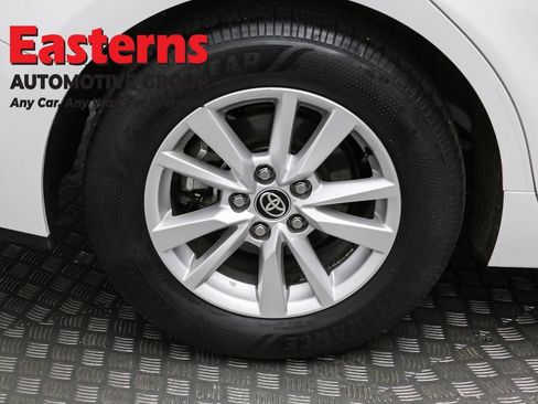 Used 2025 Toyota Camry LE FWD image 31