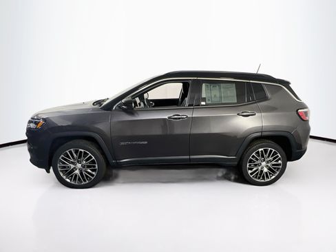 Used 2023 Jeep Compass Limited w/ Elite Group AWD/4WD image 8