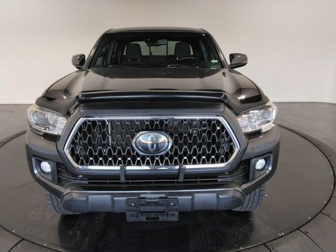 Used 2018 Toyota Tacoma TRD Off-Road image 3