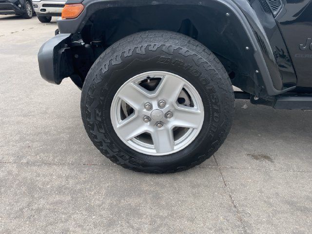 Used 2022 Jeep Gladiator Sport AWD/4WD image 29