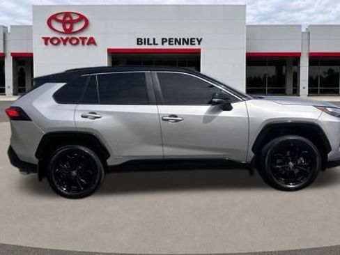 Used 2024 Toyota RAV4 XSE w/ Weather Package AWD/4WD image 6