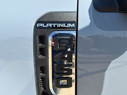Used 2026 Ford F450 Platinum w/ Platinum Plus Package AWD/4WD image 12